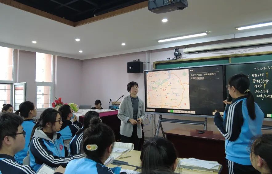 校名师名家云集，“2023年高中教育教学研讨会”在黑龙江省实验中学成功举办(图83)